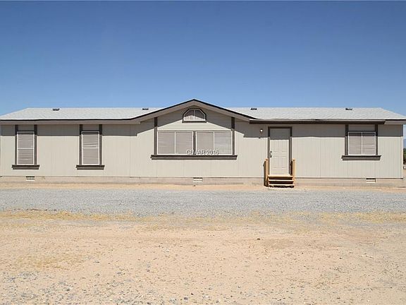3rd image of 6691 Cajon Ln
