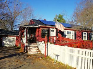 35 Vesey Rd, Randolph, MA 02368