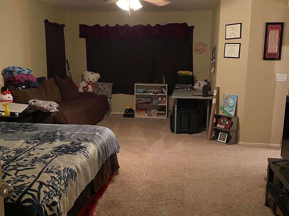 2nd image of 25746 W Gibson Ln