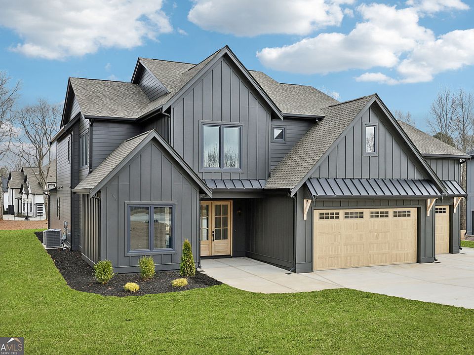 1st image of 24 Rocking Wood Dr