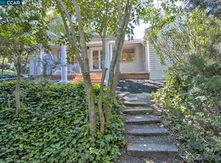 18 Loma Vista Dr, Orinda, CA 94563
