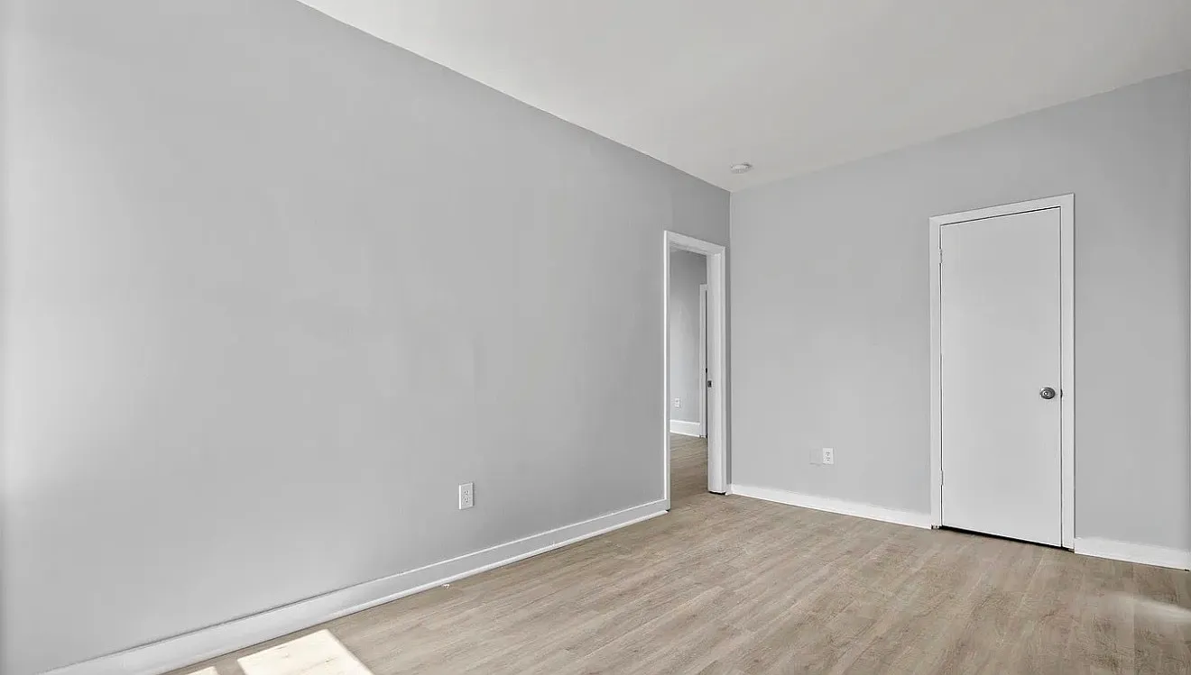 2 bed, $2,100 — Photo 3