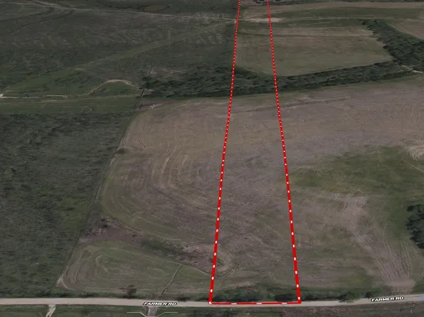 511 Farmer Rd, Ennis, TX 75119