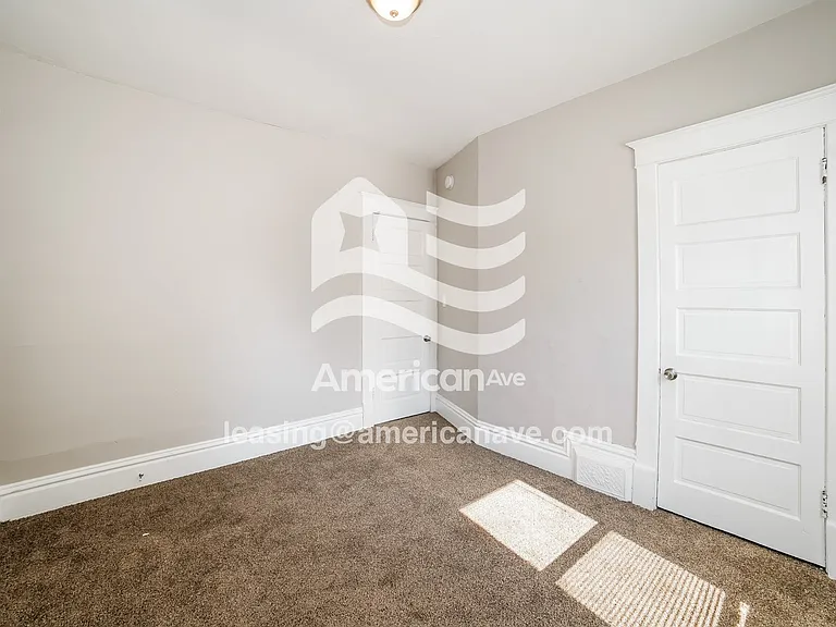 1761250_010_wm_-_bedroom_12929012.jpg
