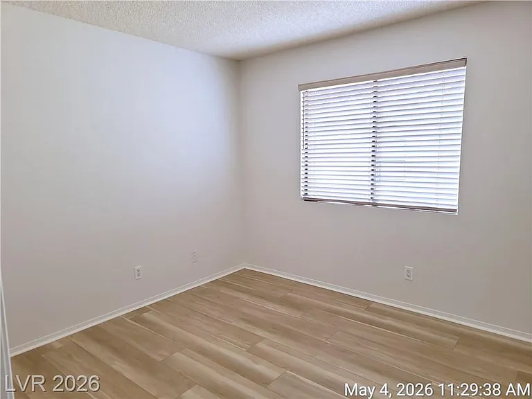 2829 Autumn Haze Ln — Photo 18