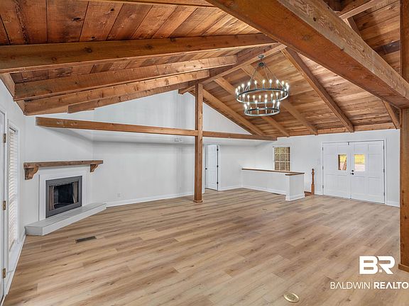 5th image of 117 Buena Vista Cir