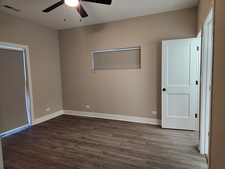 4053 S Prairie Ave #2 — Photo 10