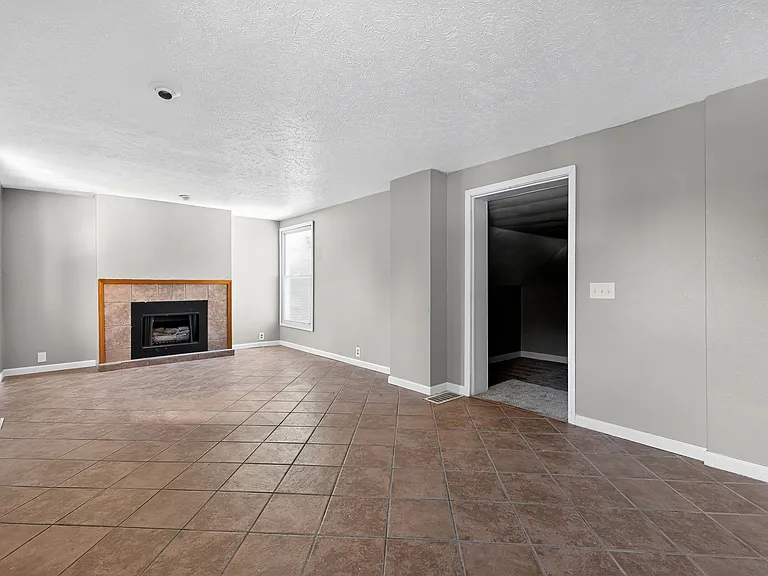 281 Parker Ave — Photo 13