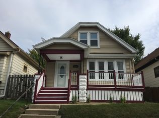 2968 S 15th Pl, Milwaukee, WI 53215