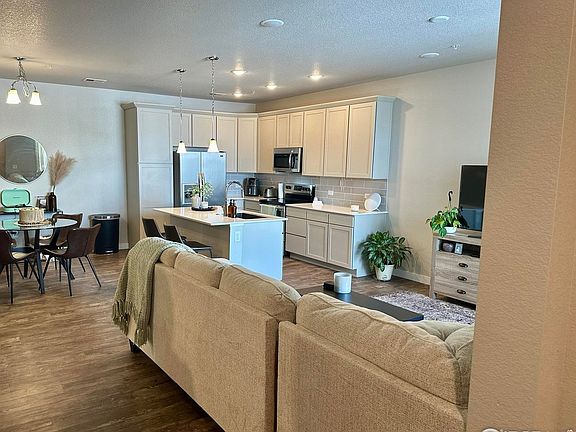 5th image of 4165 N Park Dr #103