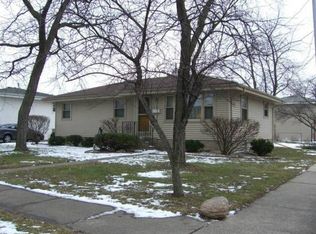 3004 97th Pl, Highland, IN 46322