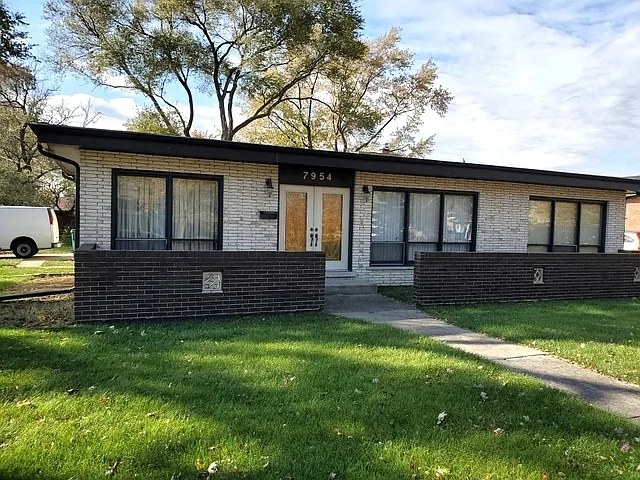 7954 Austin Ave photo 1