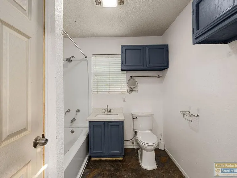 301 Madison St — Photo 26