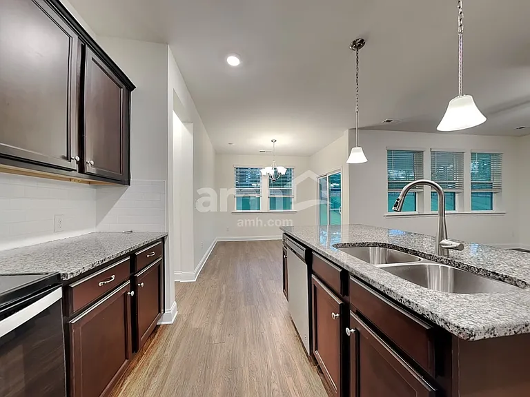 14110 Singing Creek Ln — Photo 4
