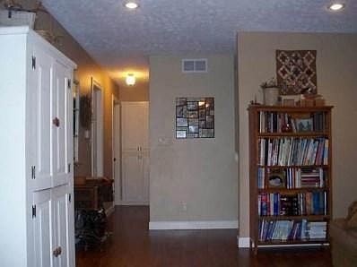4th image of 1407 William Ave