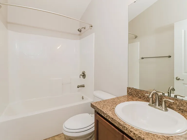 18525 Dajana Ave — Photo 14