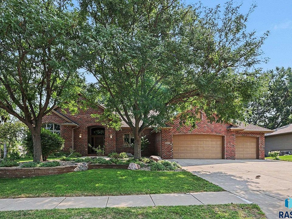 1st image of 5800 S Deer Park Dr