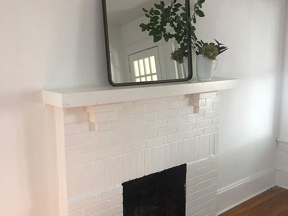 3rd image of 315 Perry St
