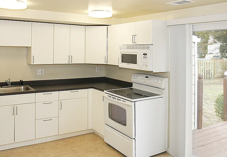 1260 Wilshire Dr — Photo 4