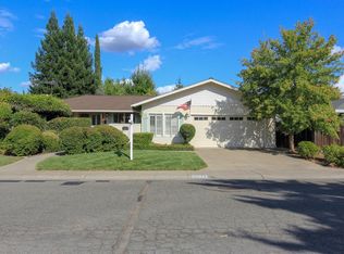 6934 Los Olivos Way, Carmichael, CA 95608