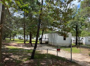 143 W Honeysuckle St, Defuniak Springs, FL 32433