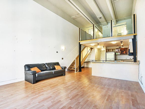 4th image of 101 N Clematis St APT 308