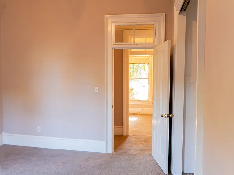 925 F St #2 — Photo 13