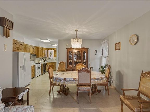 4th image of 311 Avenue T