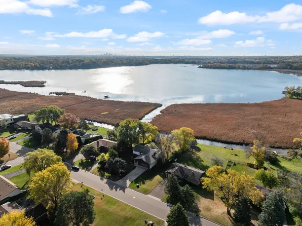 10947 69th Ave N, Maple Grove, MN 55369