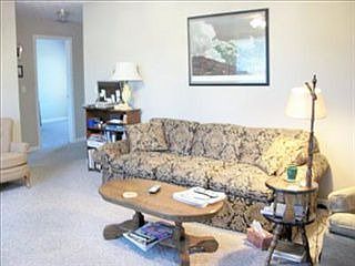 3rd image of 600 Cherry Trace Dr