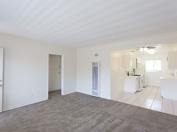 2nd image of 1222 1/2 Felspar St #0