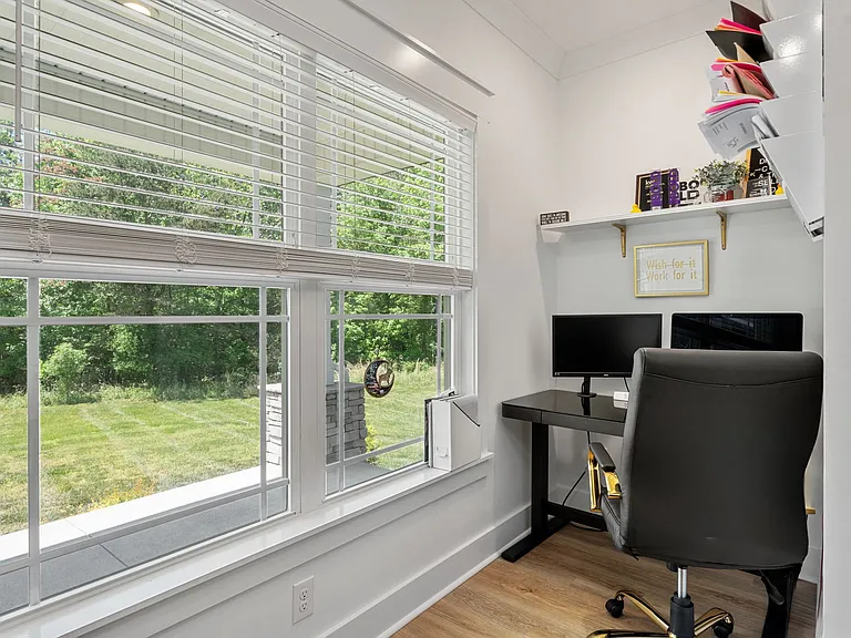 4700 Bisbee Dr — Photo 50