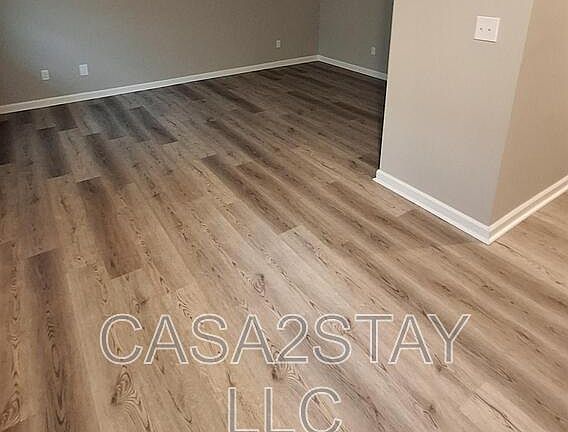 4th image of 676 Knox Blvd Unit 49