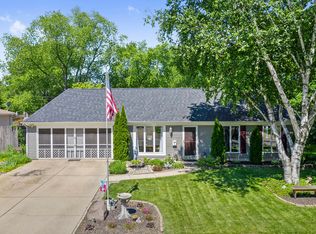 69 Ingleshire Rd, Montgomery, IL 60538