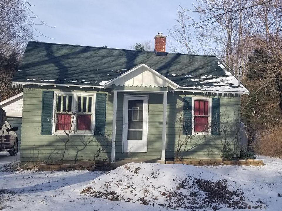 1st image of 1285 W 32nd St