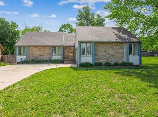 8949 E Blake Ct, Wichita, KS 67207