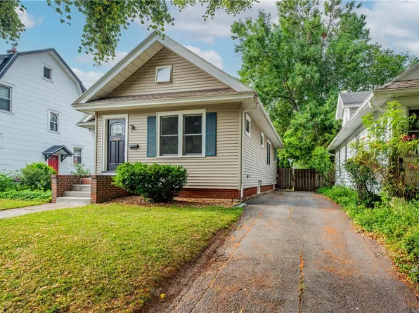 83 Raleigh St, Rochester, NY 14620