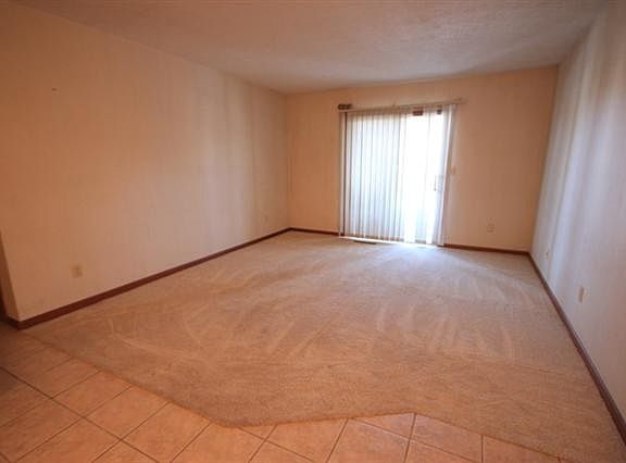 2nd image of 810 Clarinet Blvd E #810