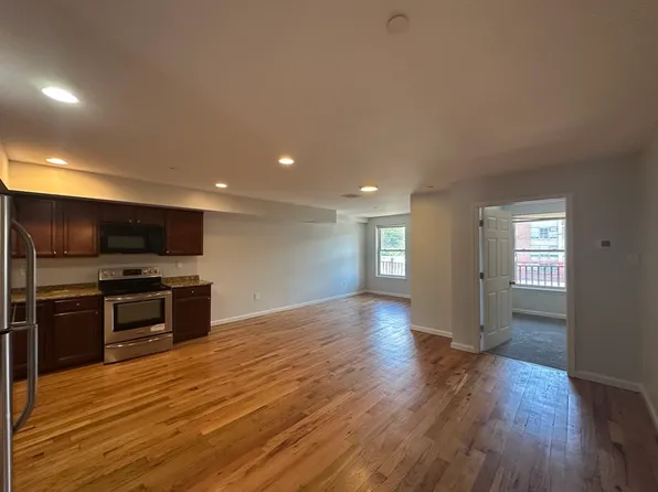 3429 N Sydenham St #203, Philadelphia, PA 19140