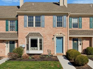 419 Oaktree Ct, Pottstown, PA 19464