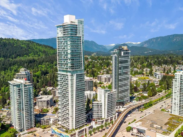 567 Clarke Rd #907, Coquitlam, BC V3J 3X4