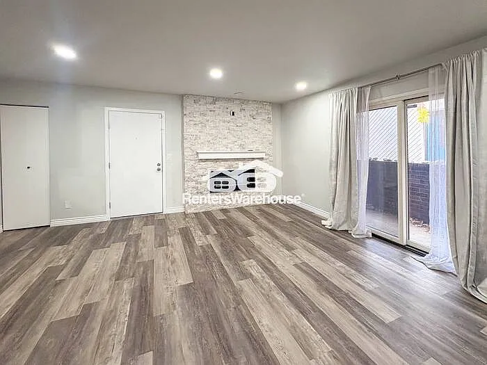 Building Photo - 12073 E Harvard Ave #3-103