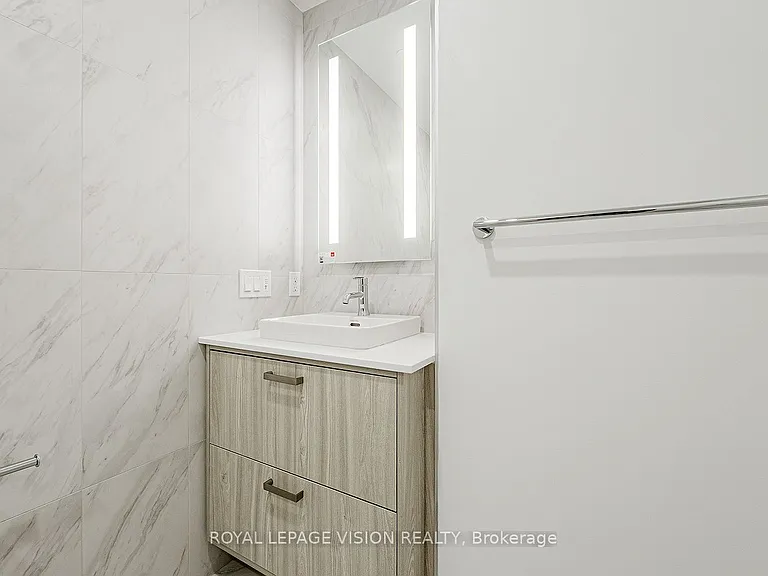 858 Dupont St #401 — Photo 5