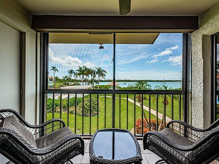 6295 Bahia Del Mar Cir #204 — Photo 2
