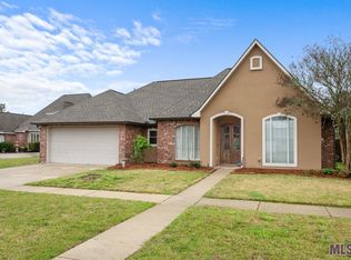 34091 Spring Lake Dr, Walker, LA 70785