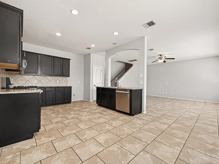 1326 Seagler Pond Ln — Photo 20