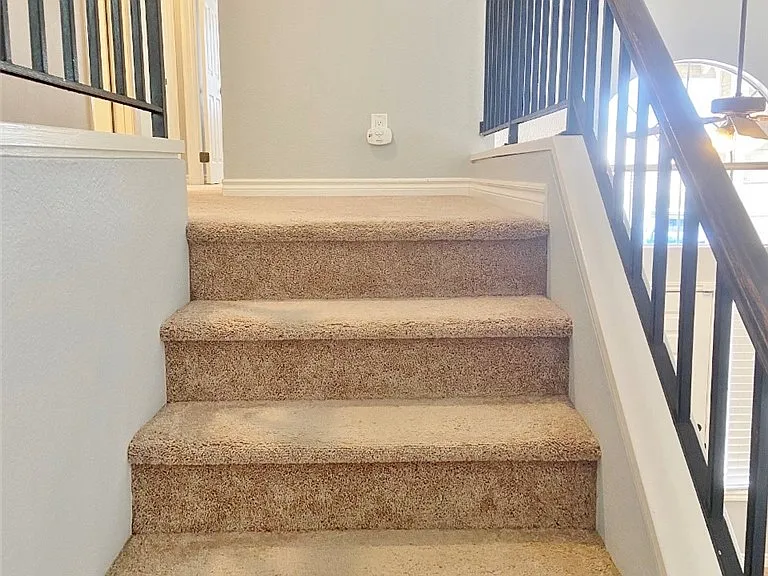 24369 Grouse Ln — Photo 32