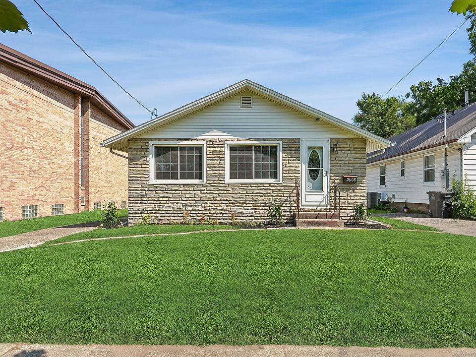 1st image of 2608 Capitol Ave