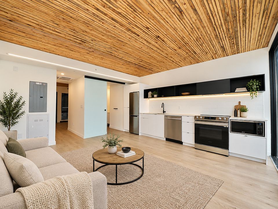 2nd image of 123 James Ave #509