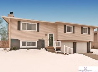 14709 Edna St, Omaha, NE 68138
